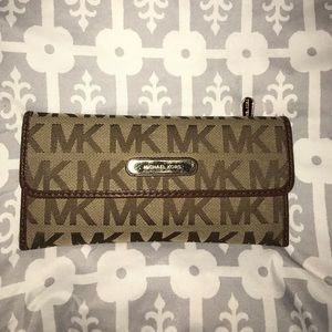 Michael Kors wallet